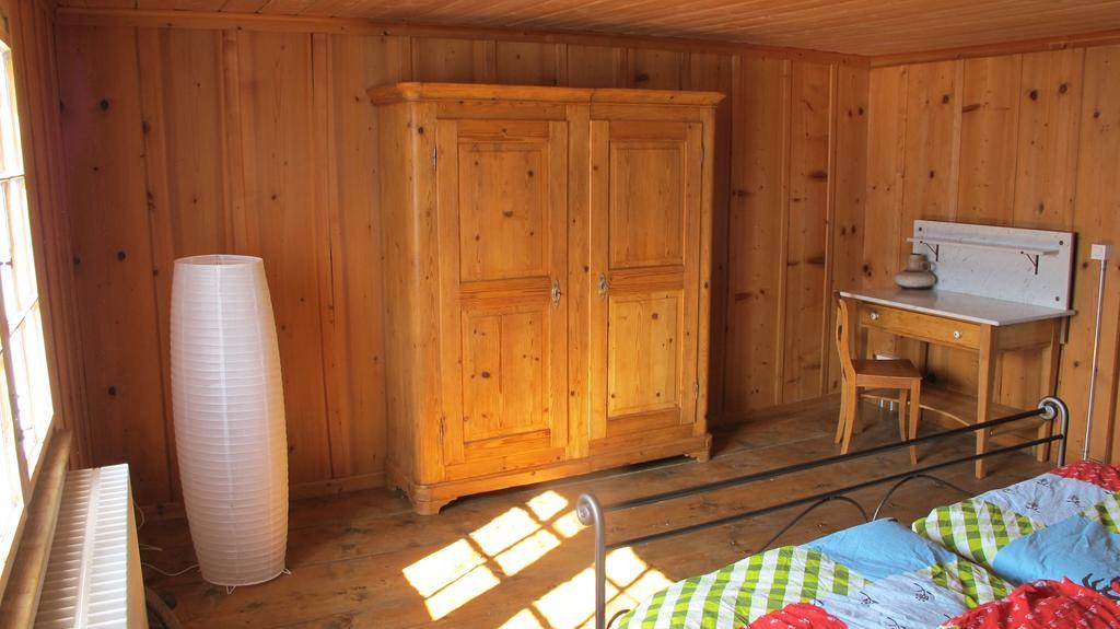 Ferienwohnung Graubuenden/ Castiel Exterior photo